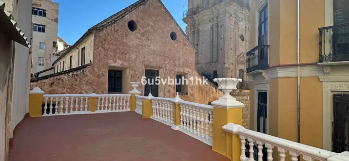 Sale of apartment complex in Malaga - Centro 2