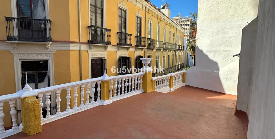 Sale of apartment complex in Malaga - Centro 6