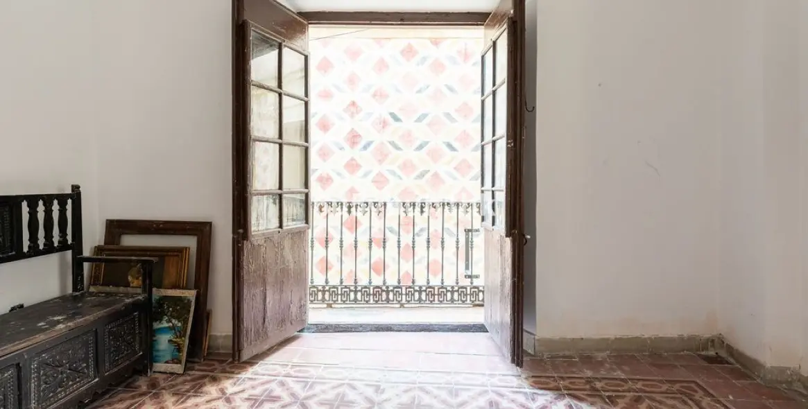 Sale of apartment complex in Malaga - Centro 13