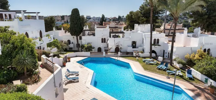 Venta de ático en Nueva Andalucía 2