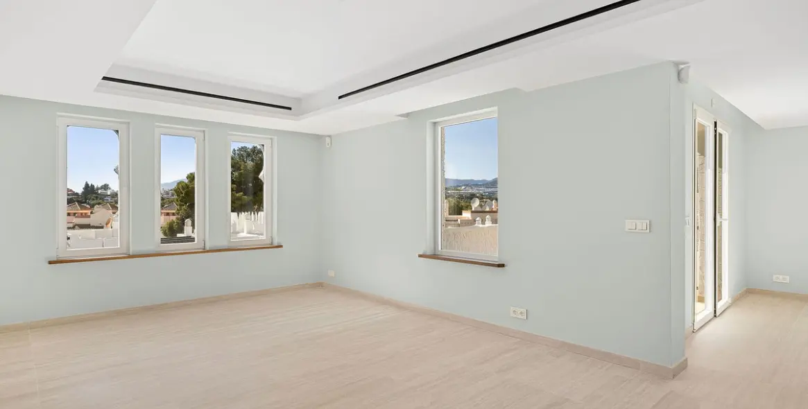 Venta de ático en Nueva Andalucía 7