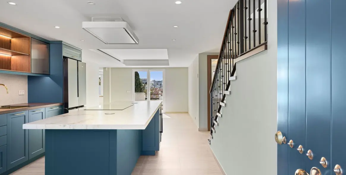 Venta de ático en Nueva Andalucía 9