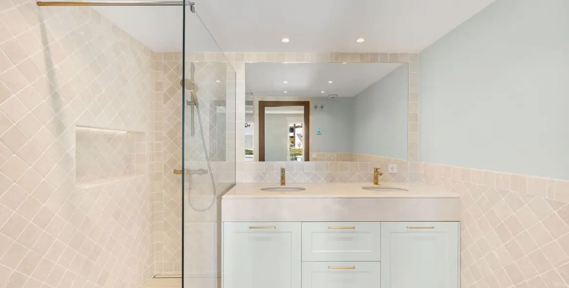 Venta de ático en Nueva Andalucía 16