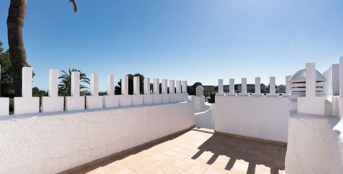 Venta de ático en Nueva Andalucía 26