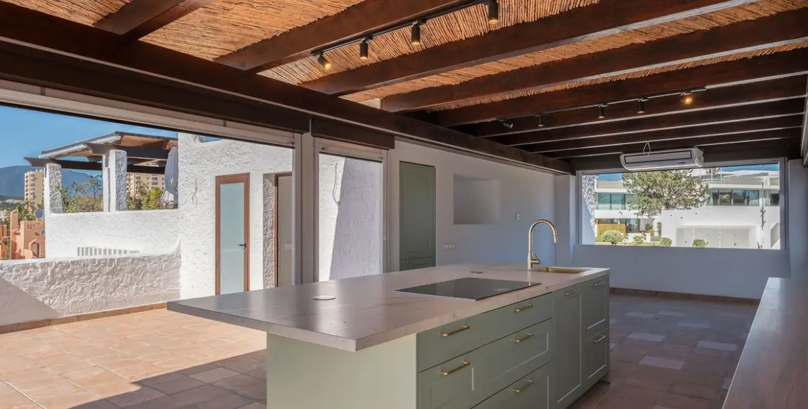 Venta de ático en Nueva Andalucía 27