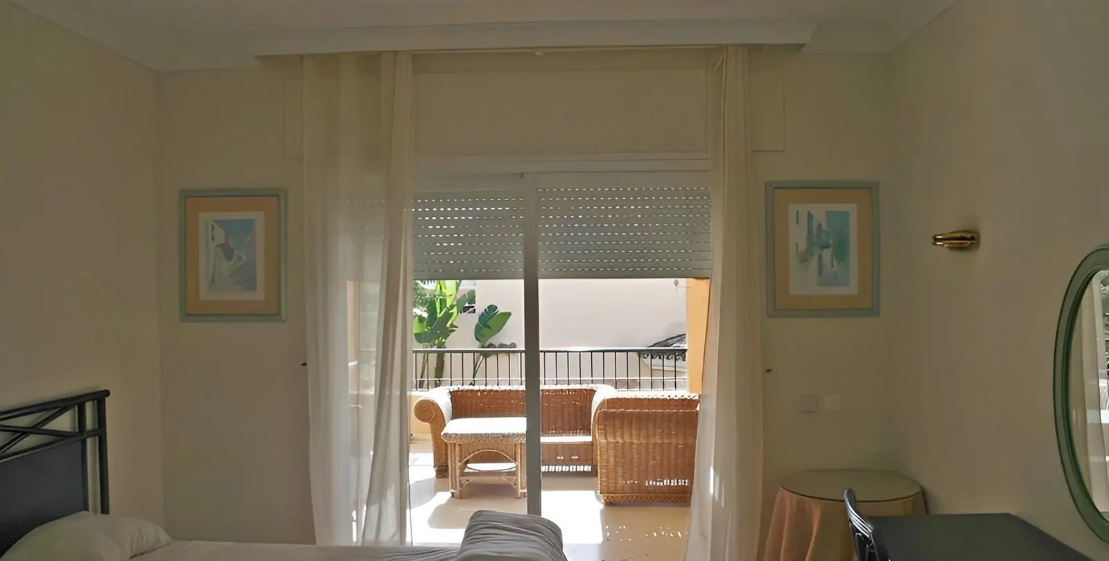 Sale of penthouse duplex in New Golden Mile 6