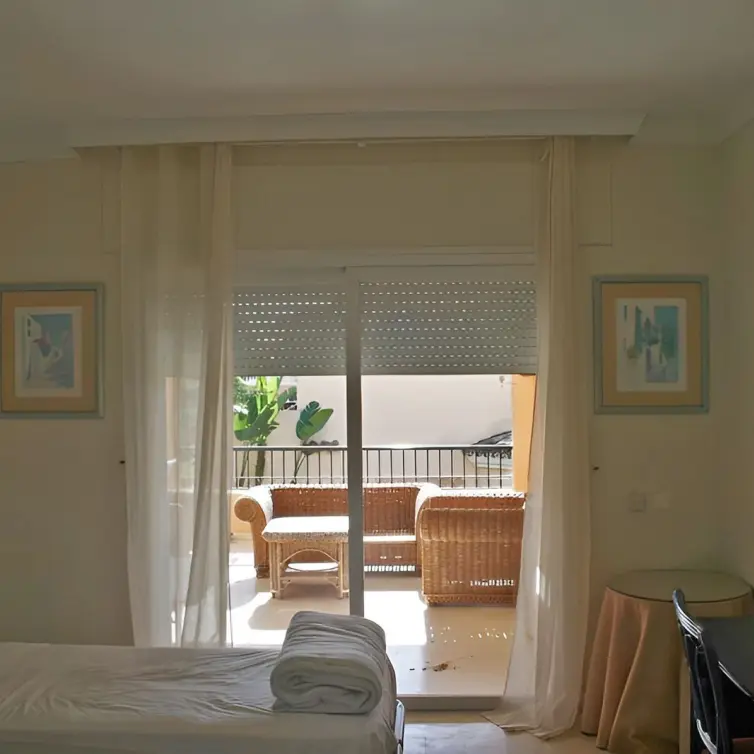 Sale of penthouse duplex in New Golden Mile