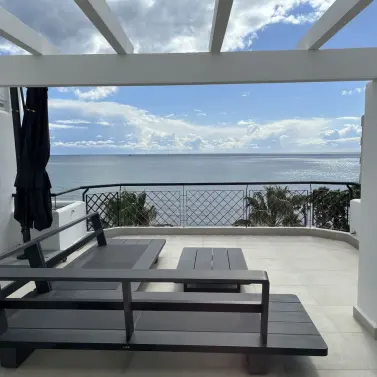 Venta de ático en Calahonda