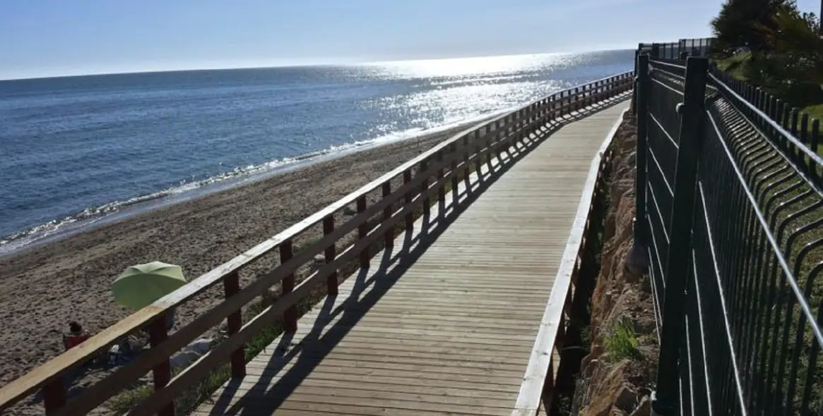 Venta de ático en Calahonda 25