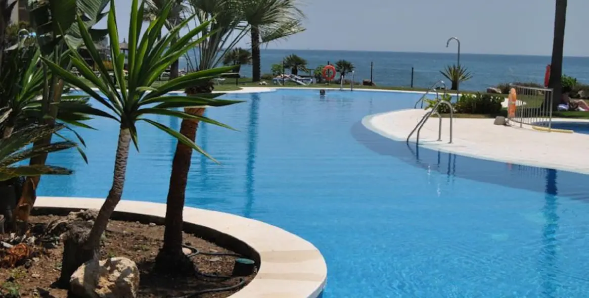 Venta de ático en Calahonda 32