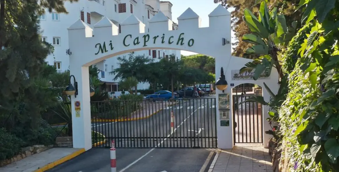 Venta de ático en Calahonda 43