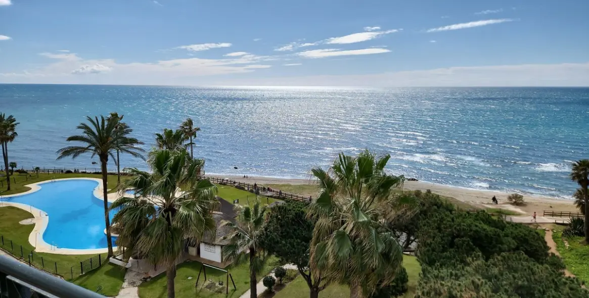 Venta de ático en Calahonda 46