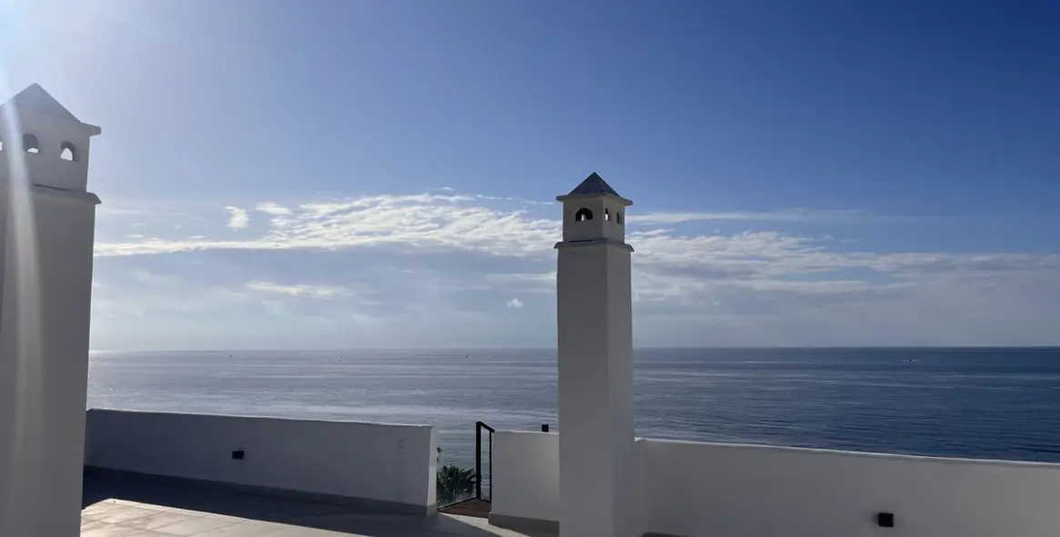 Venta de ático en Calahonda 53