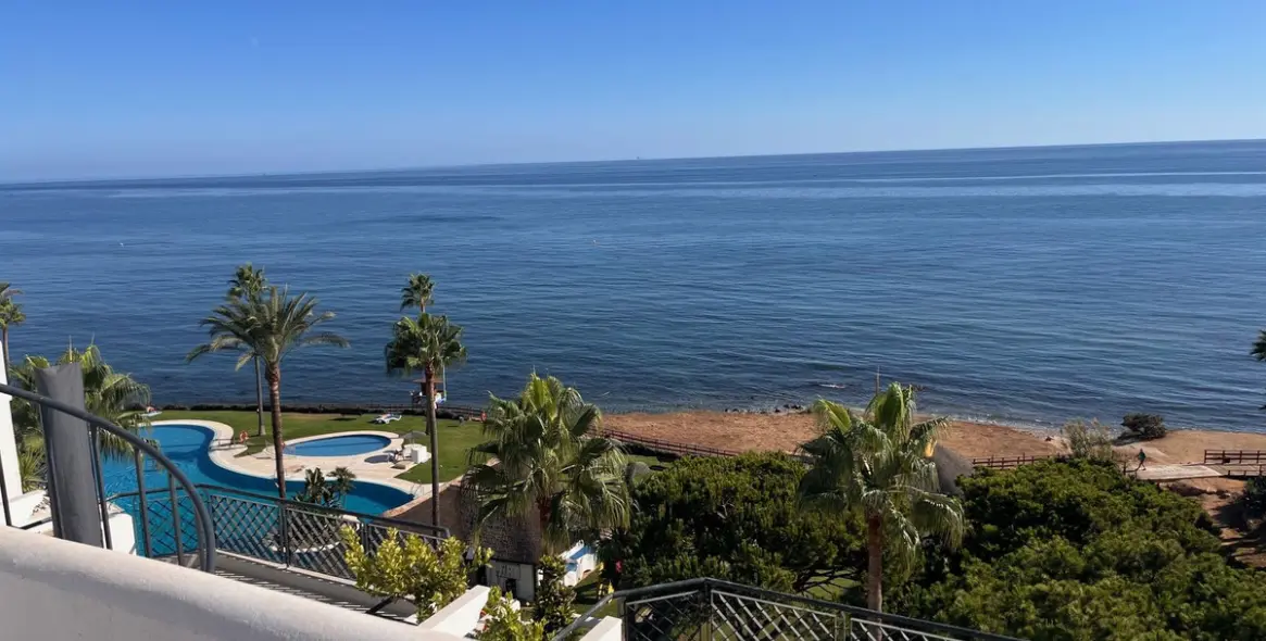 Venta de ático en Calahonda 55