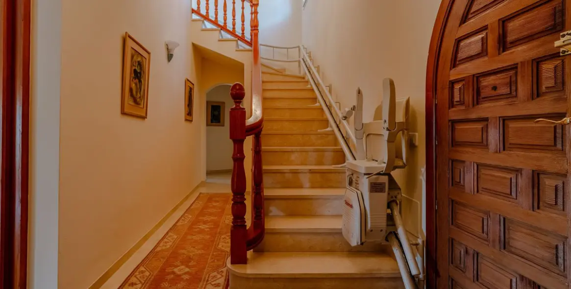 Venta de villa independiente en El Paraiso 18