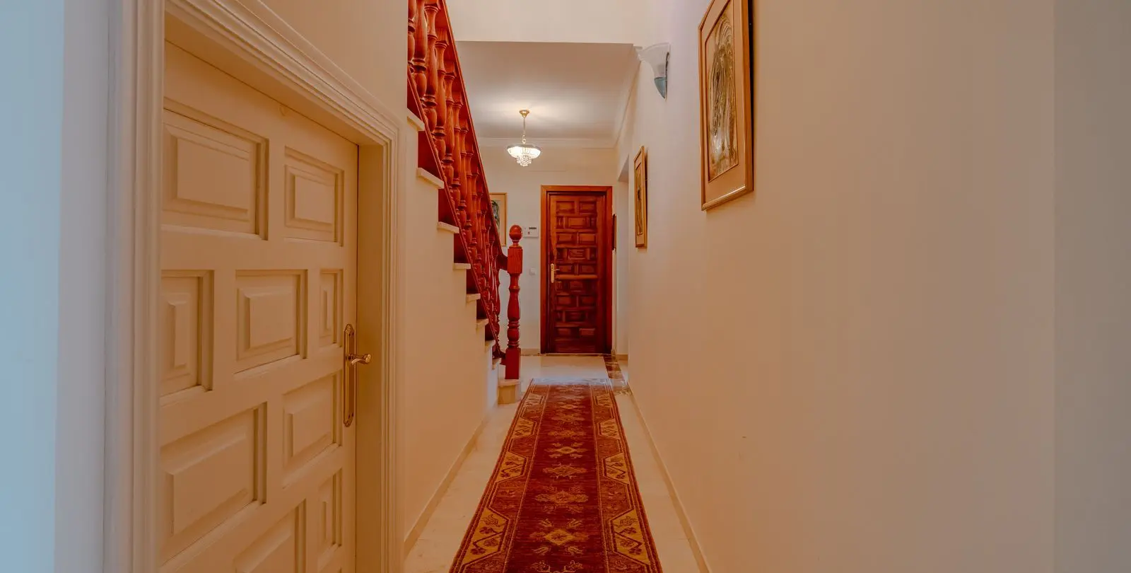 Venta de villa independiente en El Paraiso 19