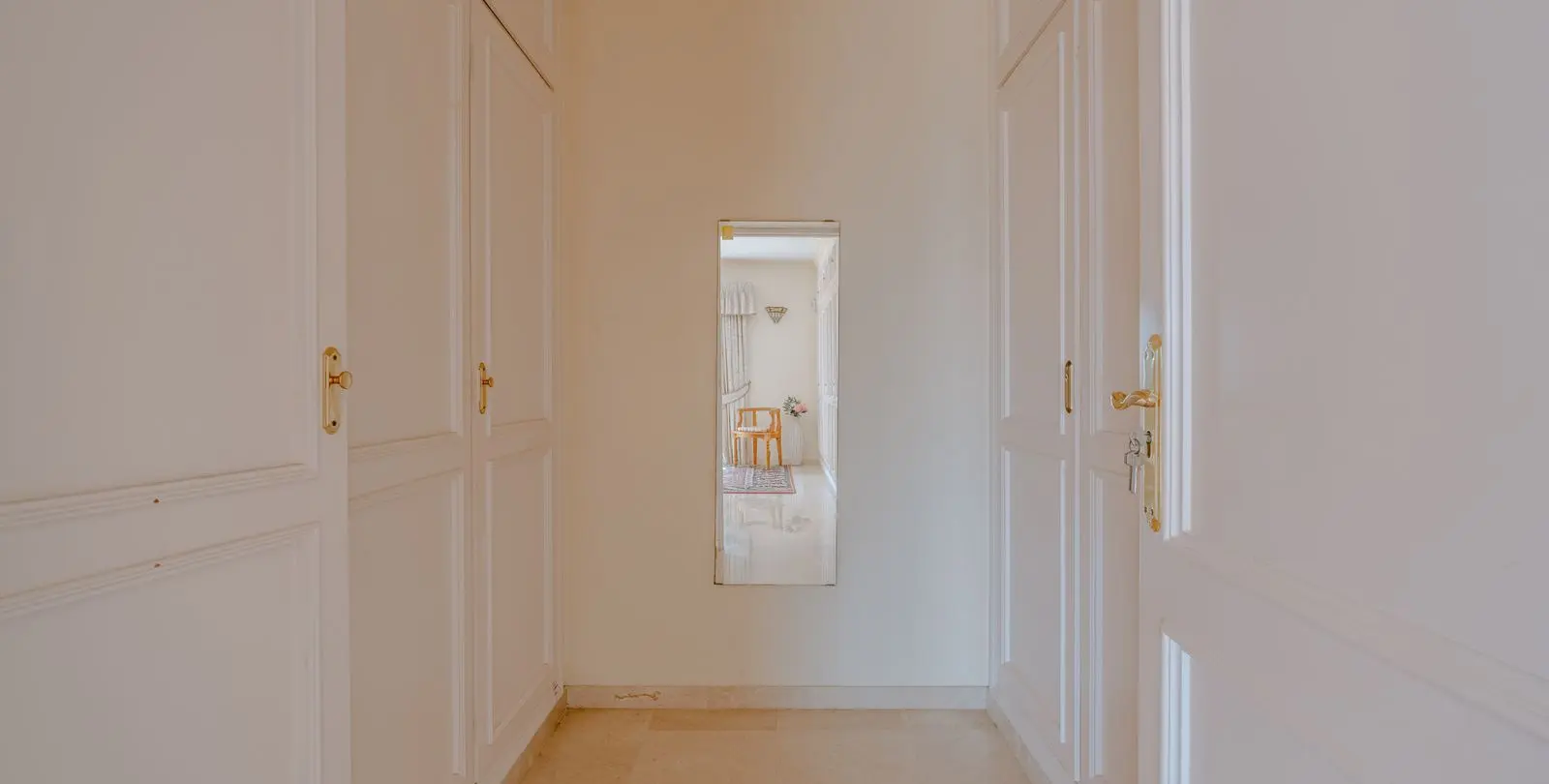 Venta de villa independiente en El Paraiso 26