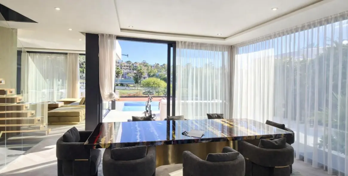 Venta de villa independiente en Atalaya 8