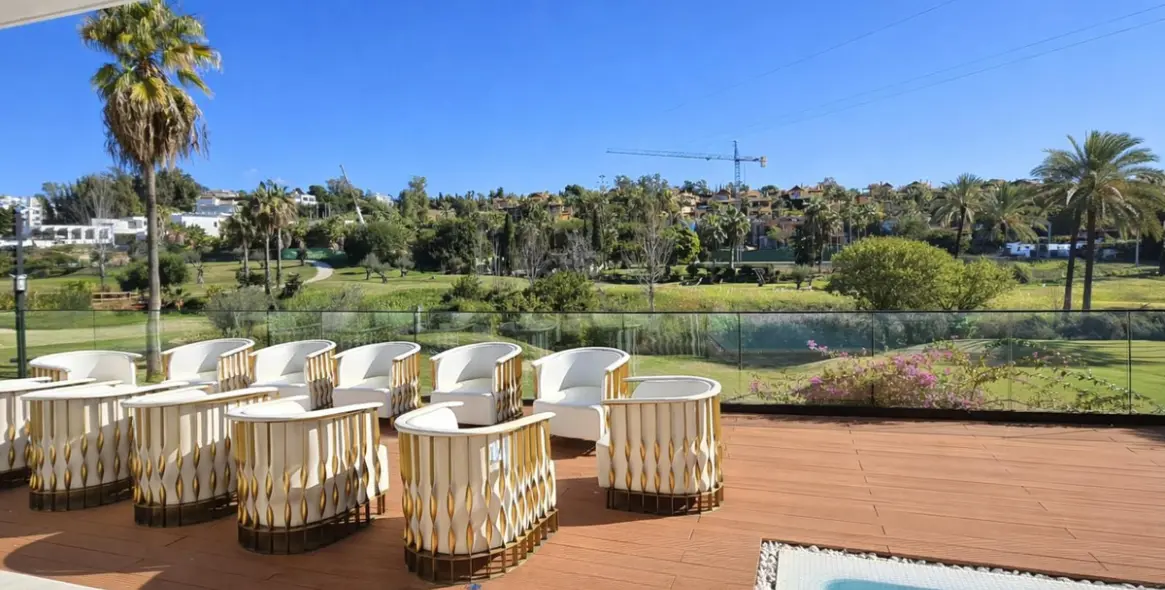 Venta de villa independiente en Atalaya 17