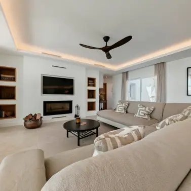 Venta de villa independiente en Elviria