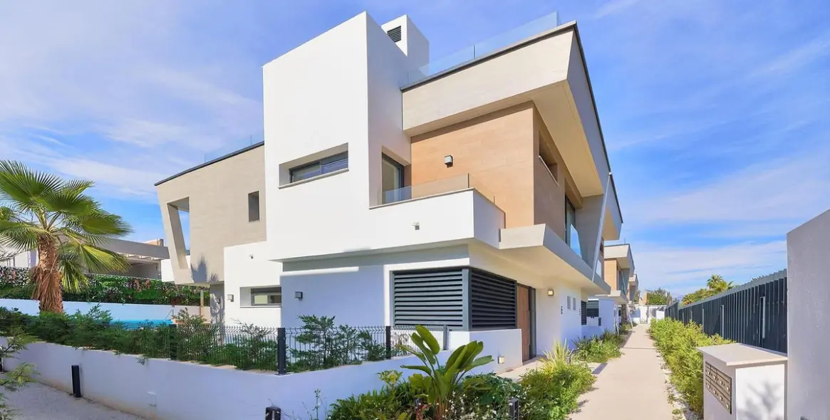 Venta de casa pareada en Puerto Banús 1