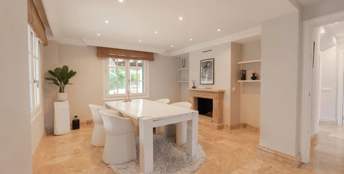 Venta de villa independiente en Benamara 19