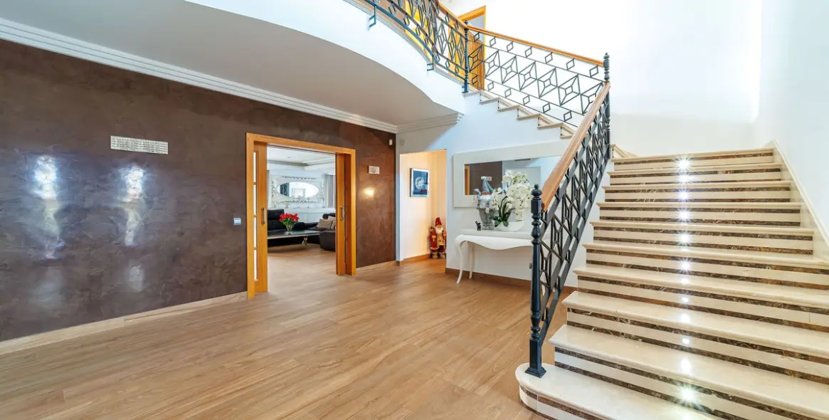 Venta de villa independiente en Marbella 4