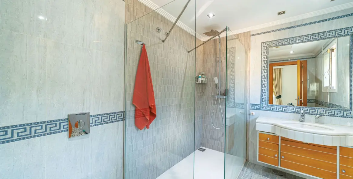 Venta de villa independiente en Marbella 14