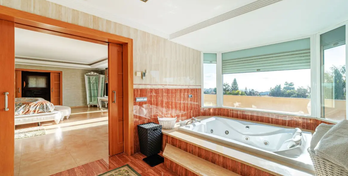 Venta de villa independiente en Marbella 17