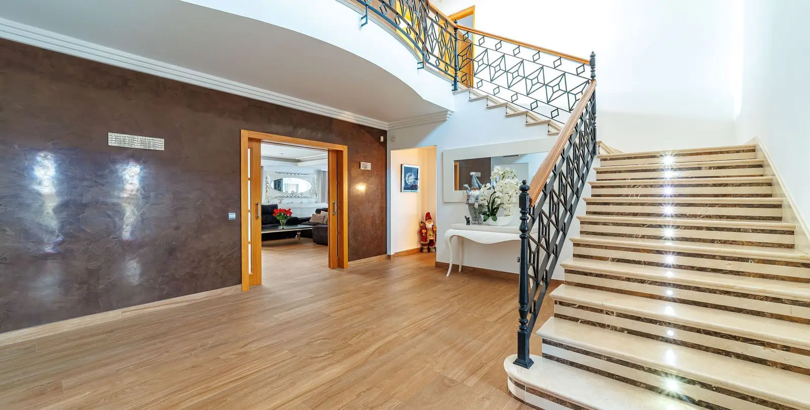 Venta de villa independiente en Marbella 4