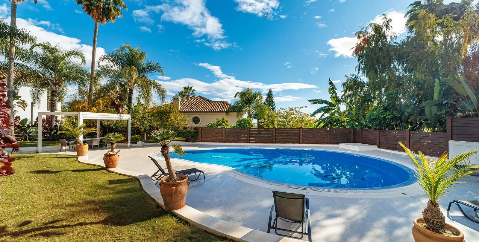 Venta de villa independiente en Marbella 47