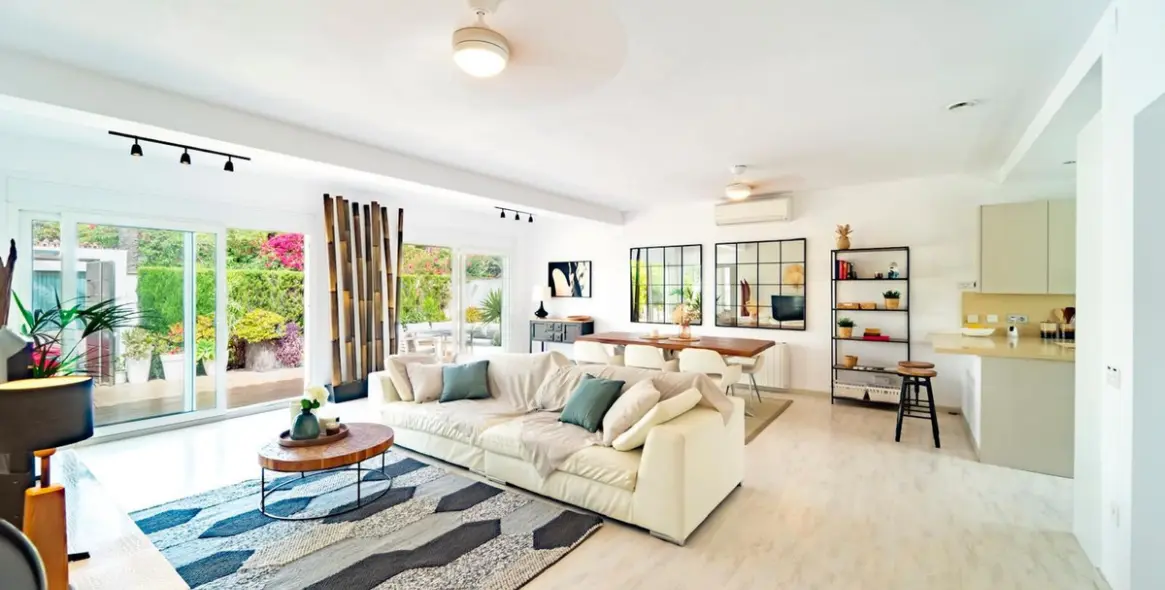 Venta de villa independiente en Marbesa 2