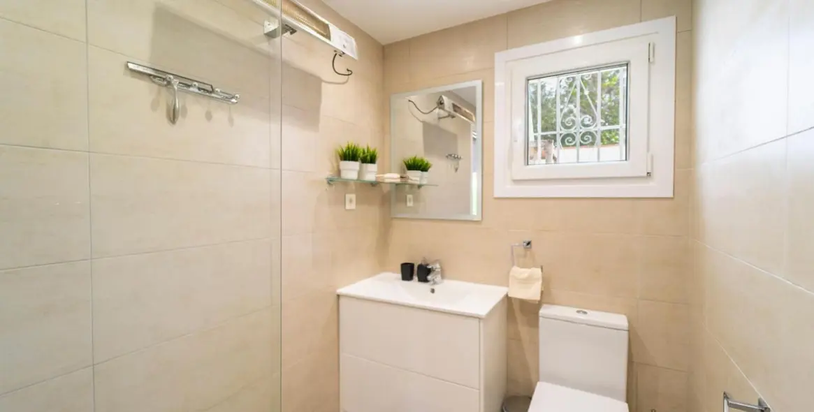 Venta de villa independiente en Marbesa 14