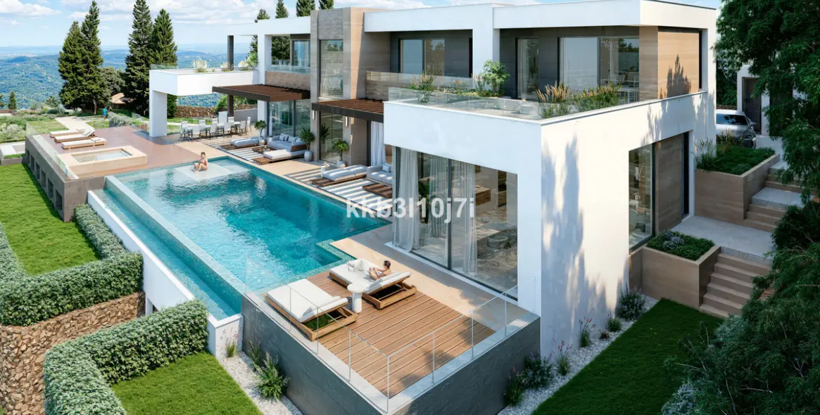 Venta de villa independiente en Nueva Andalucía 2