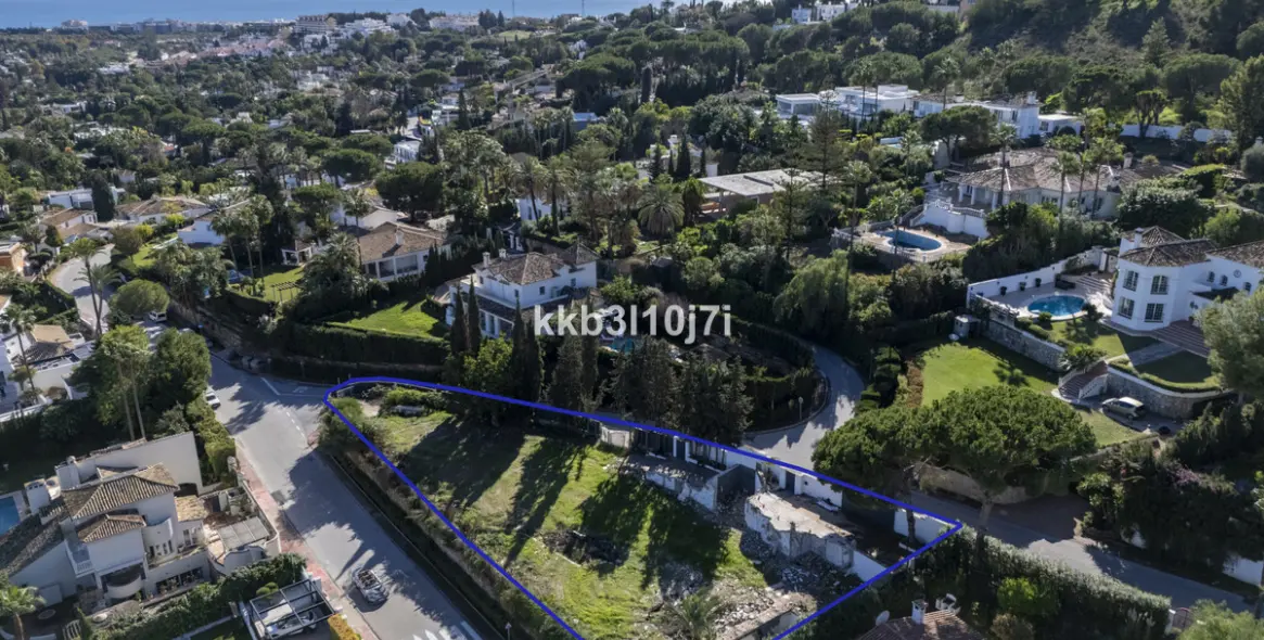 Venta de villa independiente en Nueva Andalucía 37