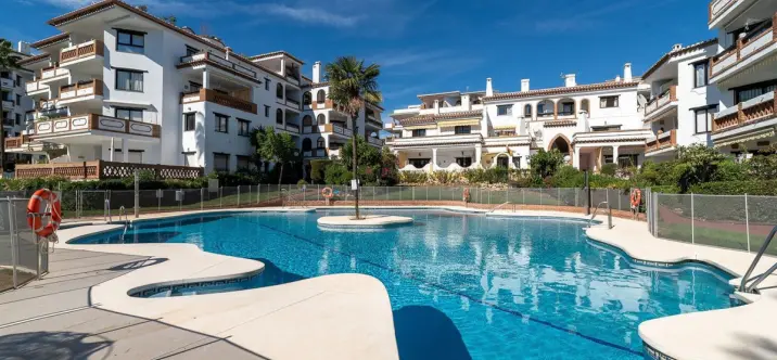 Долгосрочная аренда апартаментов на первом этаже в Mijas 0