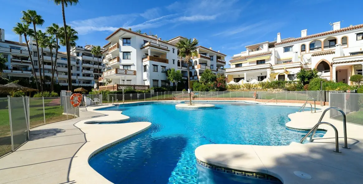 Долгосрочная аренда апартаментов на первом этаже в Mijas 2