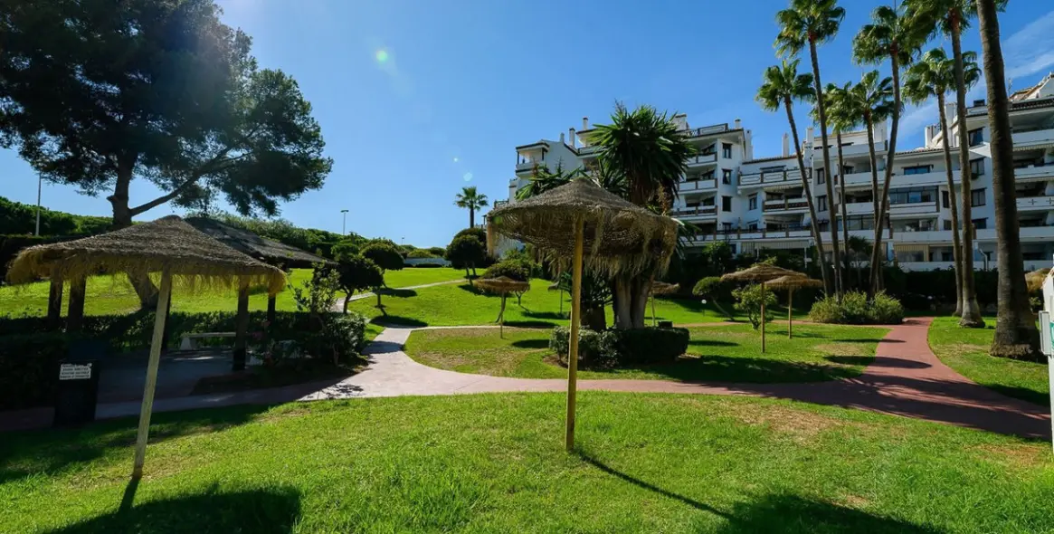 Долгосрочная аренда апартаментов на первом этаже в Mijas 17