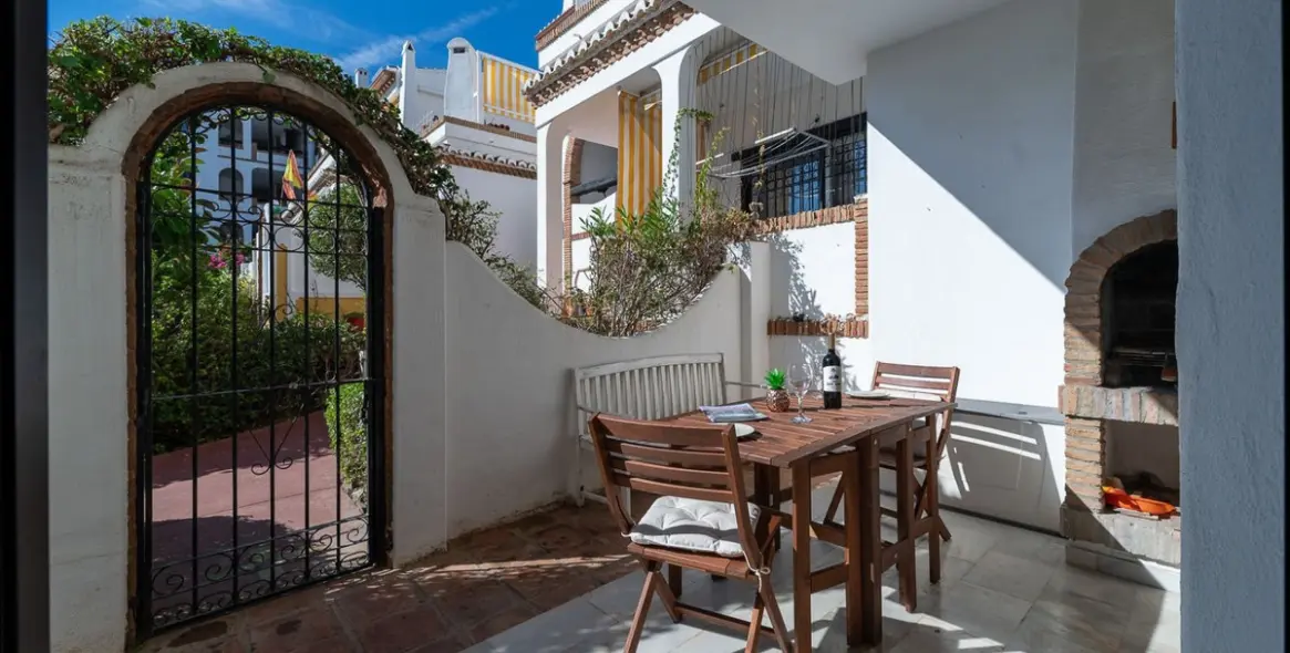 Долгосрочная аренда апартаментов на первом этаже в Mijas 19
