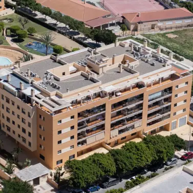 Продажа апартаментов на среднем этаже в Torremolinos