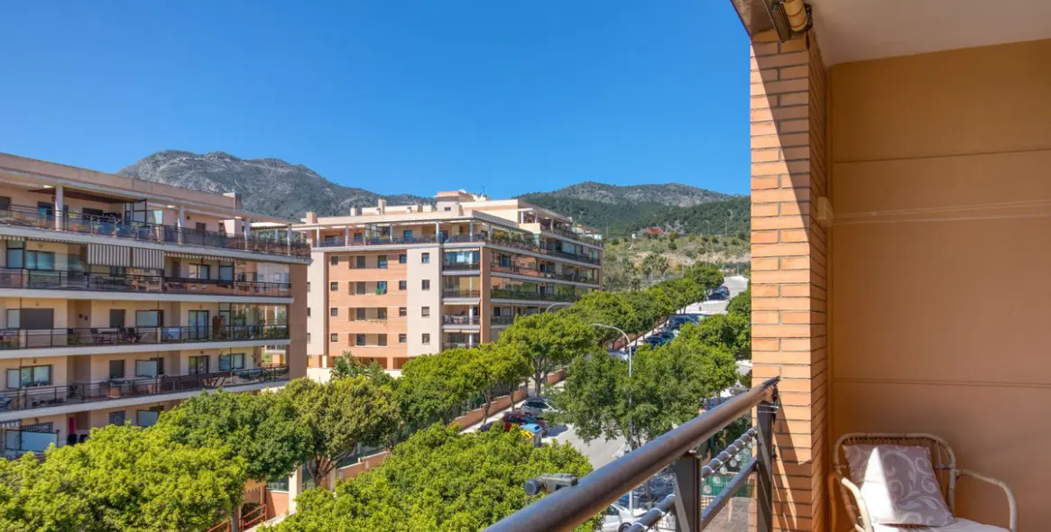 Sale of middle floor apartment in Torremolinos 11