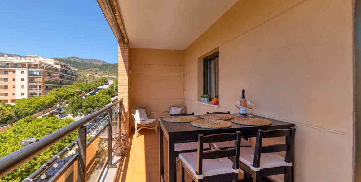 Sale of middle floor apartment in Torremolinos 12