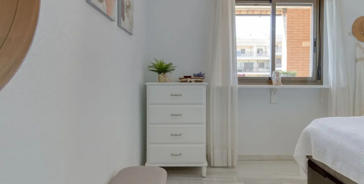 Sale of middle floor apartment in Torremolinos 25