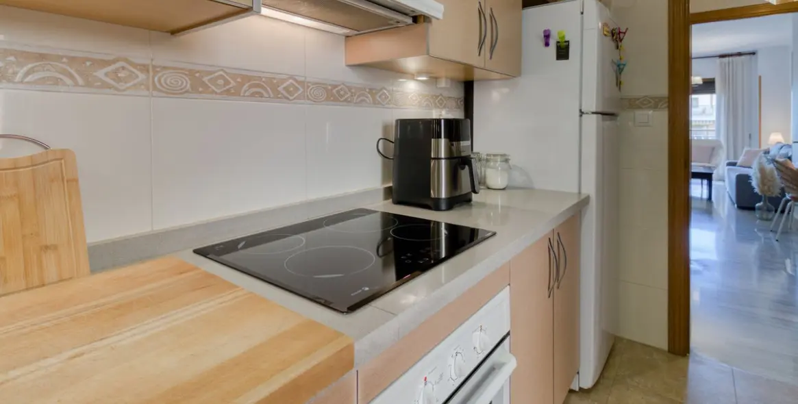 Sale of middle floor apartment in Torremolinos 34