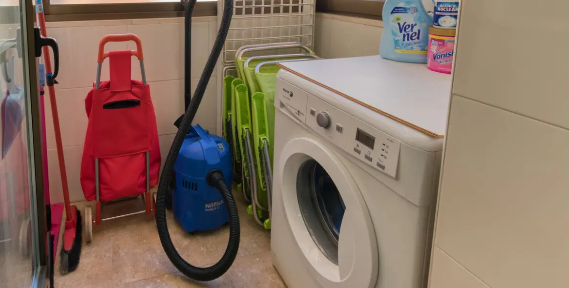 Sale of middle floor apartment in Torremolinos 39