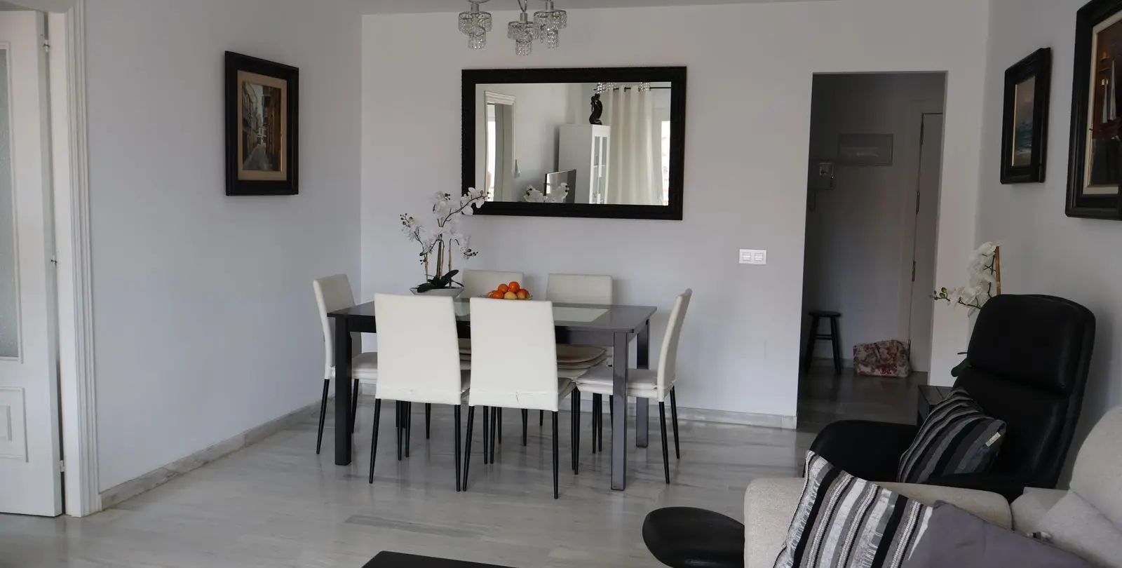 Venta de apartamento en planta media en Fuengirola 25