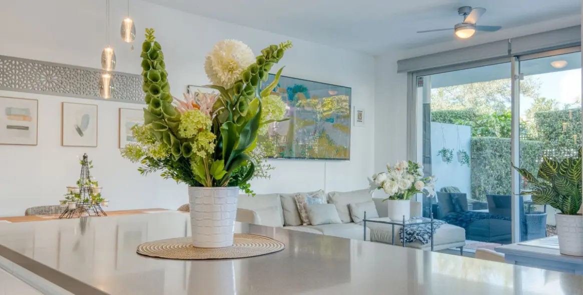 Sale of ground floor apartment in Bel Air 7