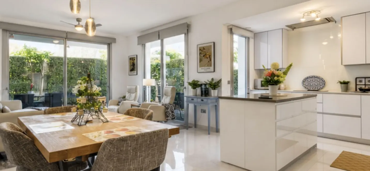 Venta de apartamento en planta baja en Bel Air 2