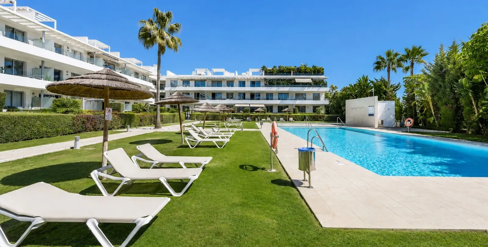 Venta de apartamento en planta baja en Bel Air 7