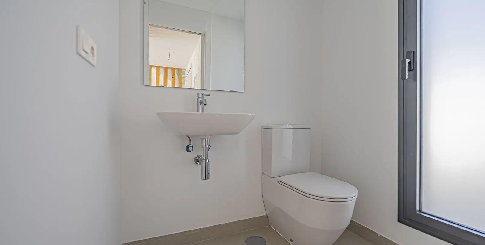 Sale of semi-detached house in Atalaya 7